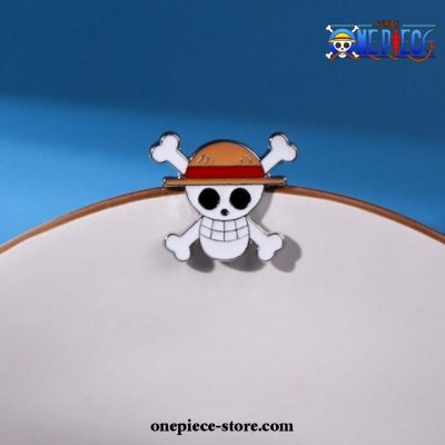 New Arrival Cute One Piece Pins Skull